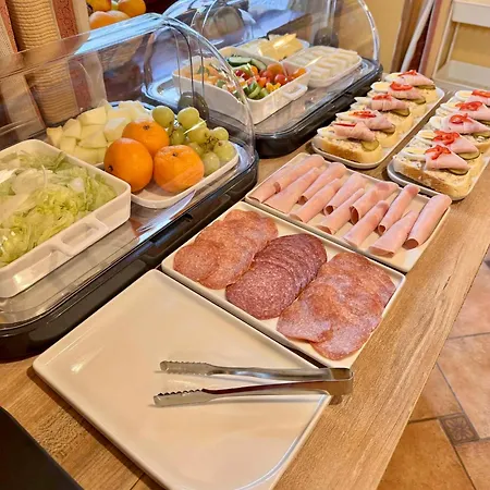 Sport Pomi Hotel