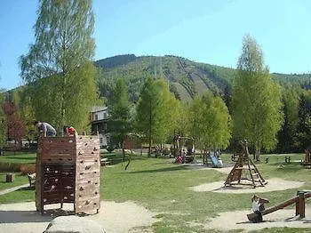 Sport Pomi Hotel 3*