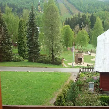 Sport Pomi Hotel 3*